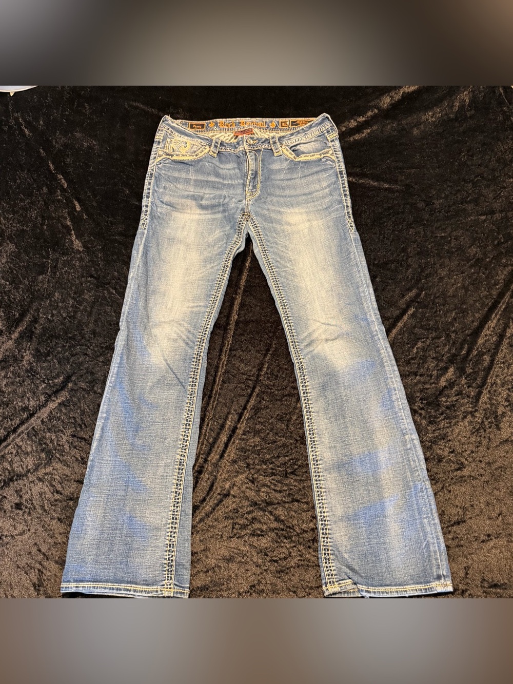 Rock Revival Women's Faded Light Blue Bootcut, mid rise boot Jeans size 32